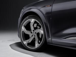 Audi e-tron S Sportback 2020 года  (WW)